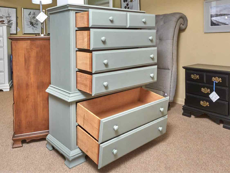 Kincaid  'Newell Finish 6 Drawer Chest On Chest With Wooden Knobs