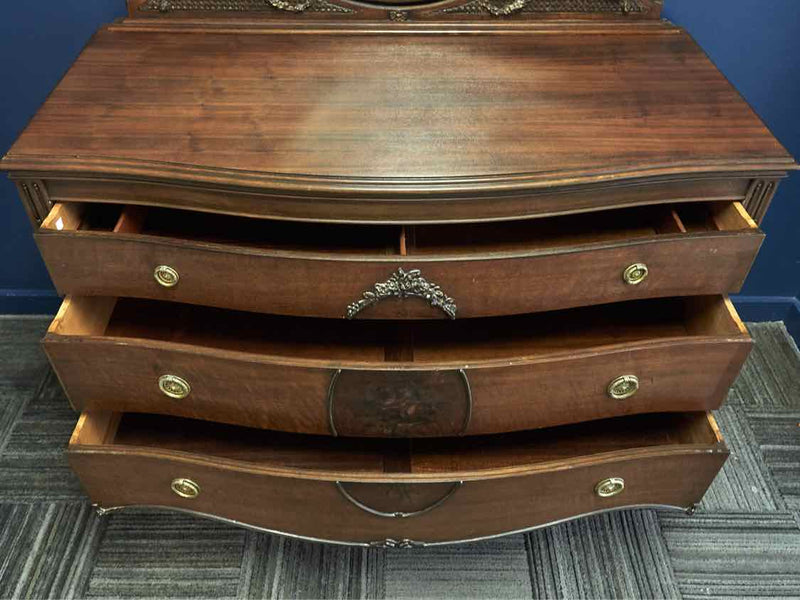 Mahogany Bowfront Dresser With Shield Mirror