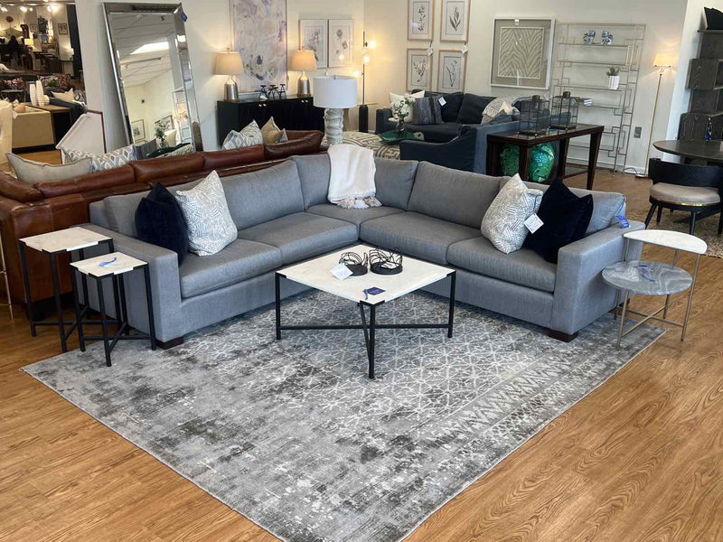 MG+ BW Sectional in Gray