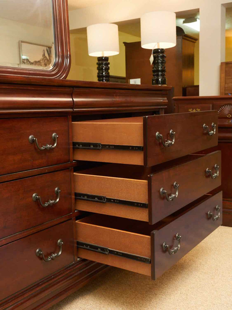 Liberty Furniture Dark Cherry Stained 8 Drawer  Dresser With Mirror