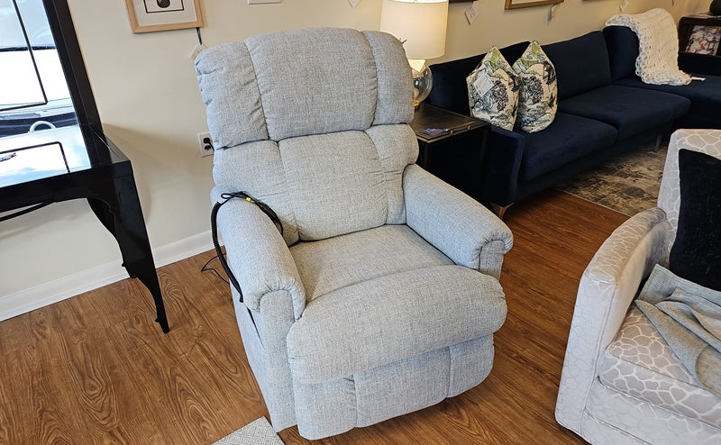 'Pinnacle' Platinum Recliner