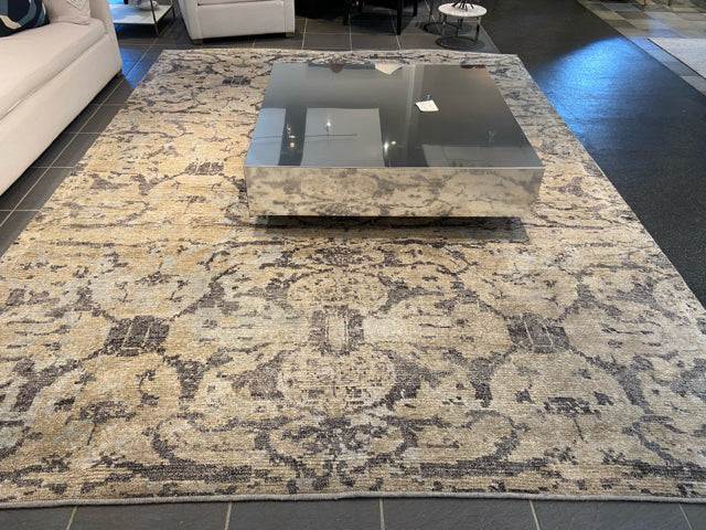 9 x 12 Contemporary Area Rug in Grey and Tan