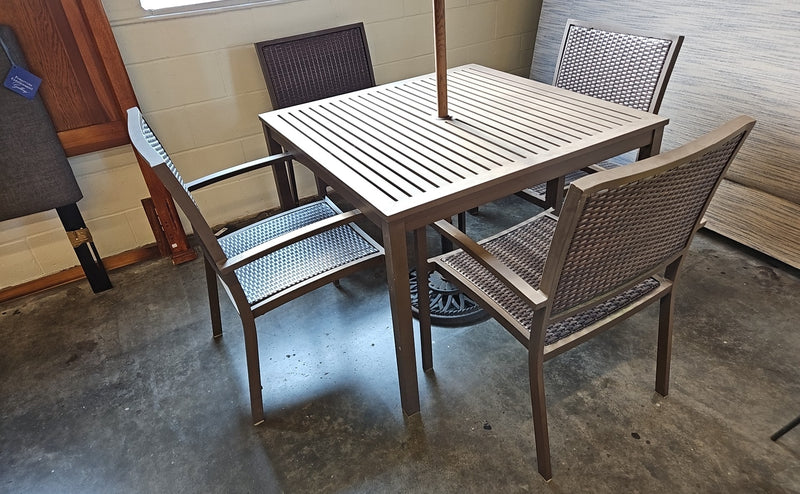 Restoration Hardware Outdoor Dining Set