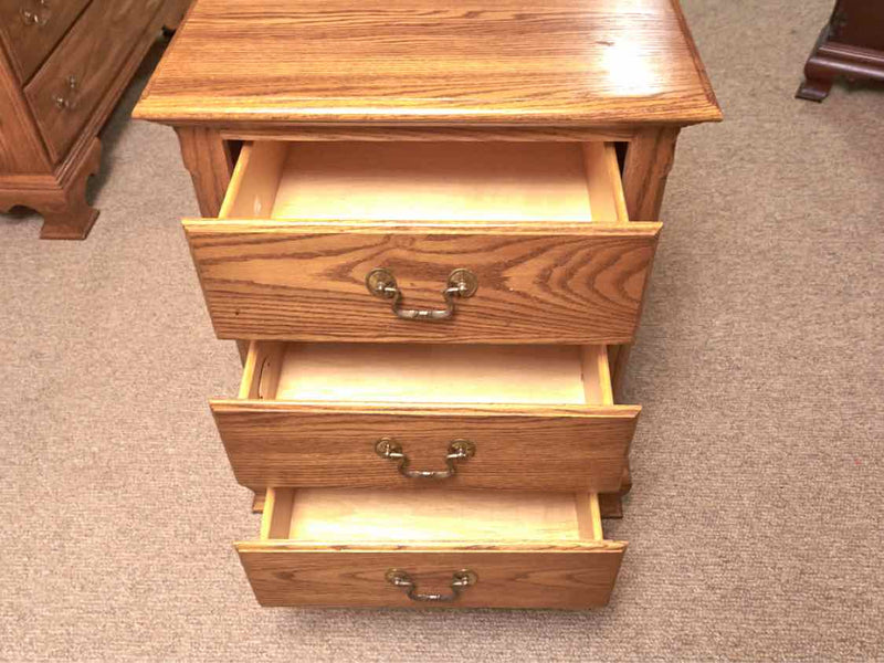 Cochrane Oak 3 Drawer  Nightstand