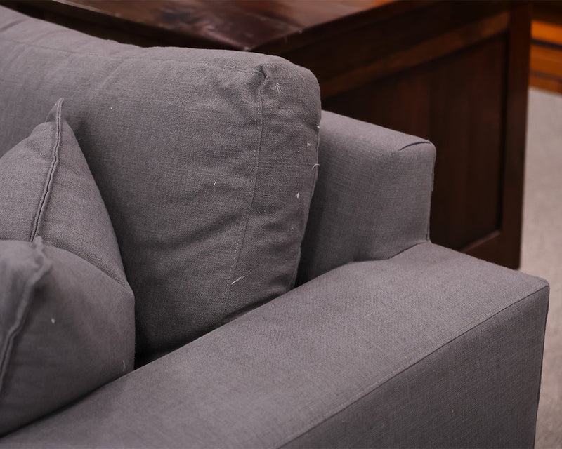 3 seat Sectional w/Chaise, Track Arms in Silver Grey Woven Fabric. 2  Pillows