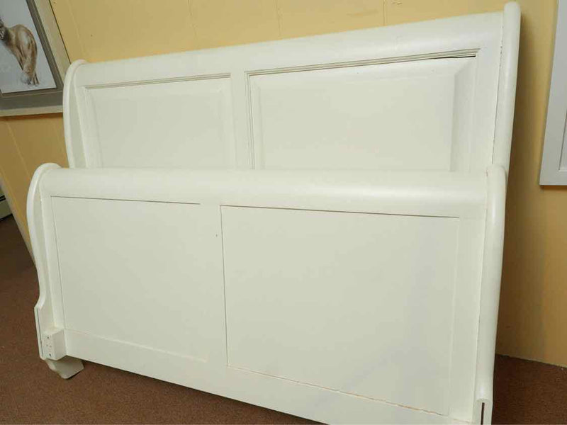 Ivory Finish Full  Sleigh Bed with Footboard &  Wood Rails