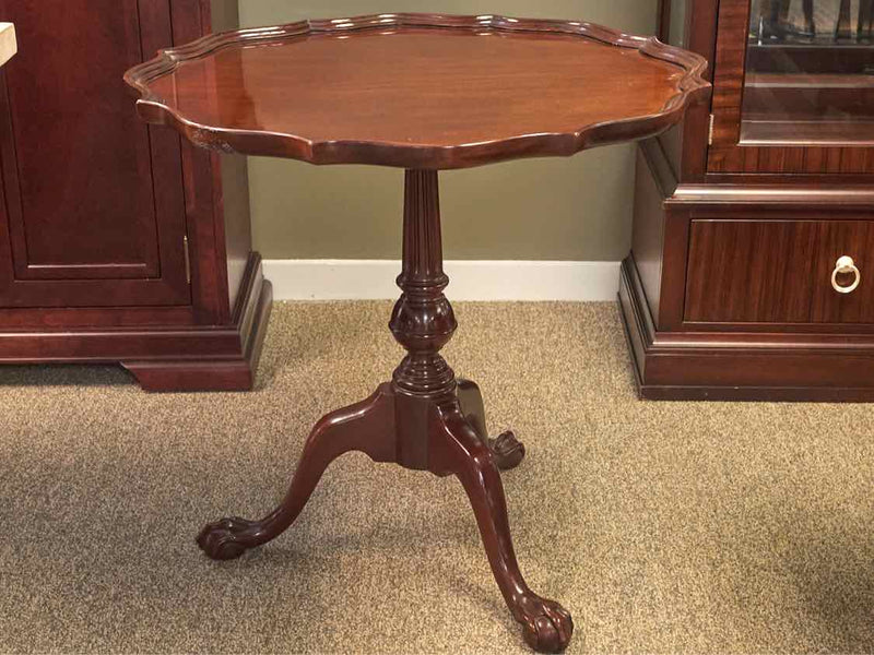 Mahogany Pie Crust Pedestal Accent Table