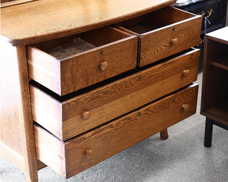 Vintage  Oak 4 Drawer Dresser with Mirror