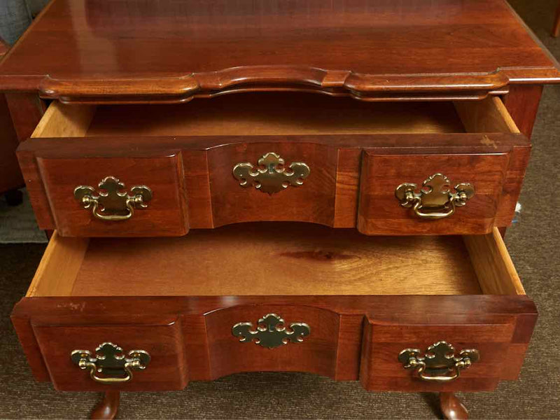 Hooker Furniture Queen Anne Low Boy in Mahogany