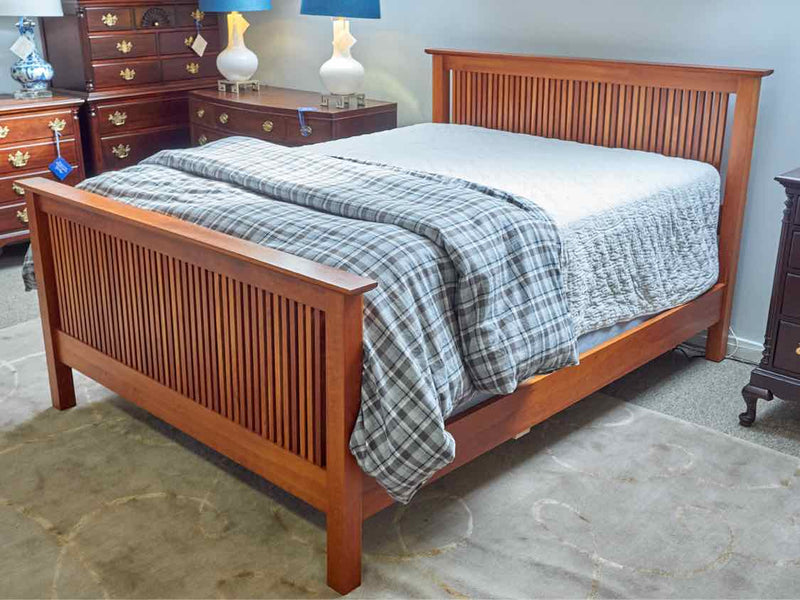 Cherry Shaker Slat Queen  Bed with Wood Rails