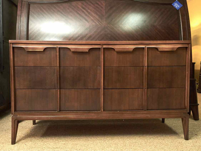 Mid Century Modern Walnut 6 Drawer Dresser