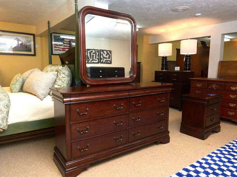 Liberty Furniture Dark Cherry Stained 8 Drawer  Dresser With Mirror