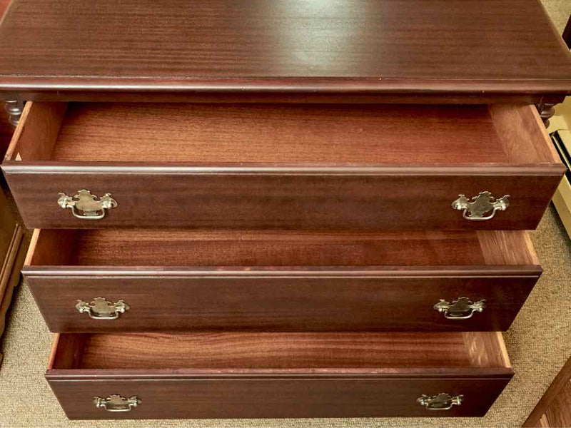 Mahogany 3 Drawer Dresser with Column Sides &  Chippendale Brass Pulls