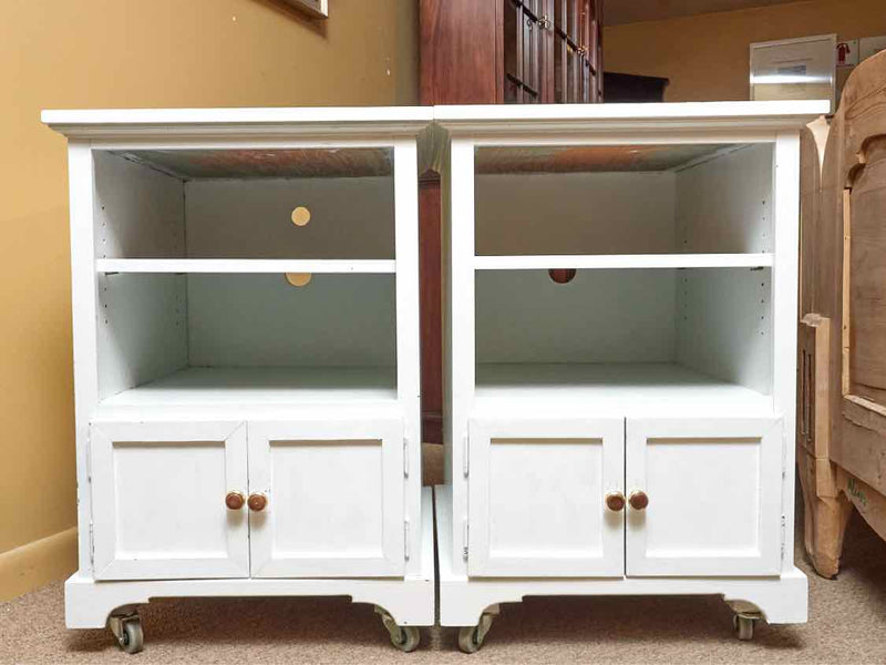 Pair Of Oak Top White Finish 2 Door 1 Shelf Kitchen Storage On Casters