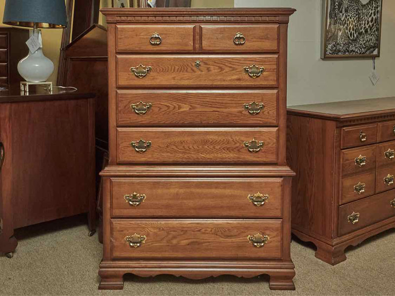 Kincaid Oak 4 Over 2 Drawer Chest with Ornate Chippendale Handles