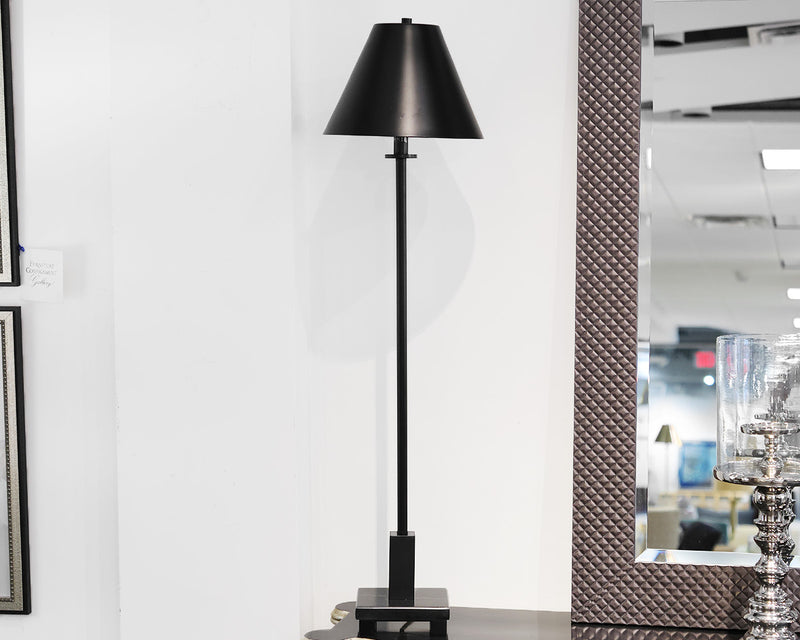 Pilot Buffet Table Lamp in Black