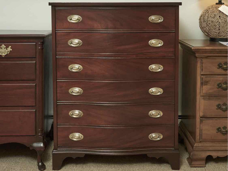 Dixie Mahogany 6 Drawer Chest with Hepplewhite Handles