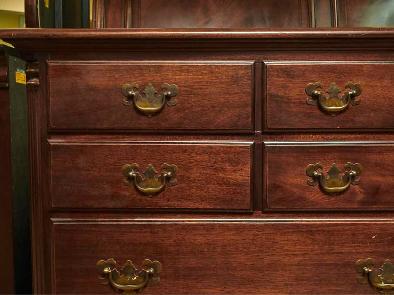 Kling Mahogany 10 Drawer With Carved Fan Accent  Dresser