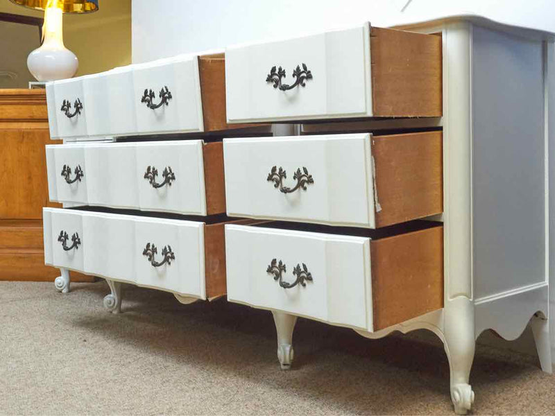 Off White Finish  9 Drawer Dresser With Ornate Metal Handles