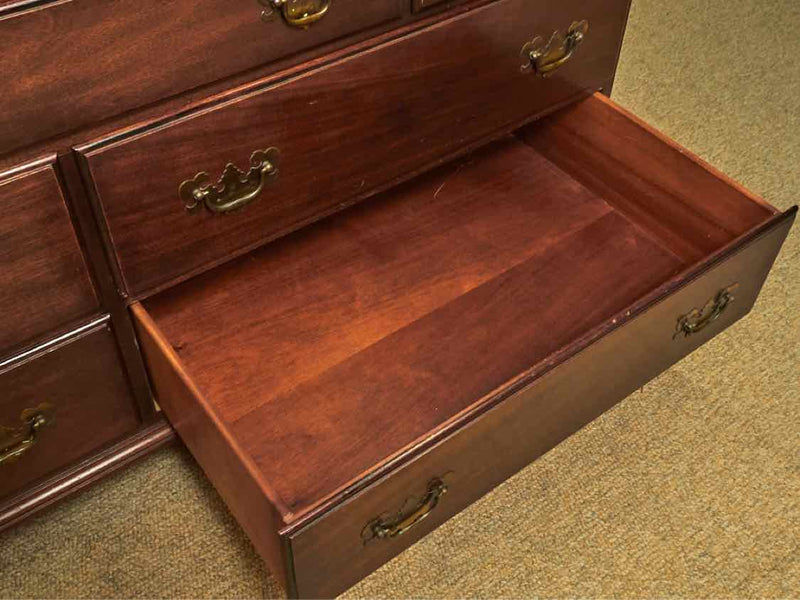 Kling Mahogany 10 Drawer With Carved Fan Accent  Dresser