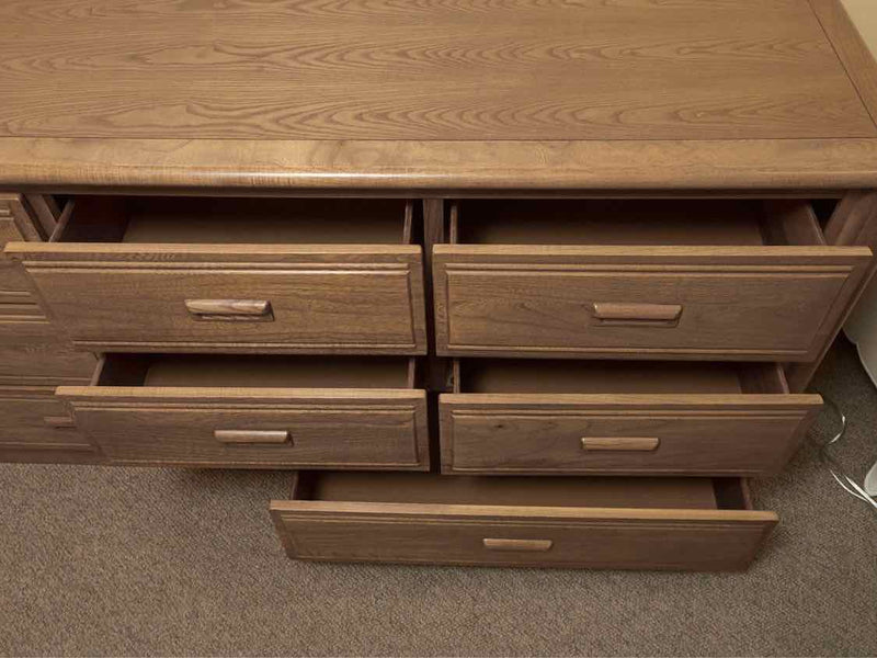 Oak 8 Drawer Dresser