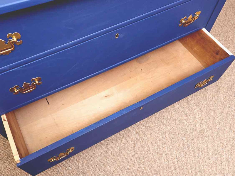 'Delphinium Blue' Finish 3 Drawer Chest