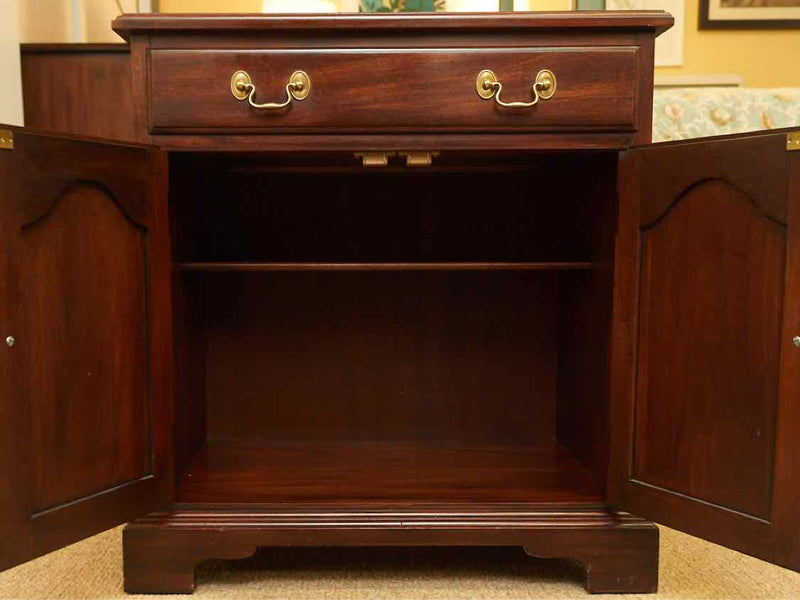 Henkel Harris Mahogany 1 Drawer 2 Door Brass Handles Nightstand