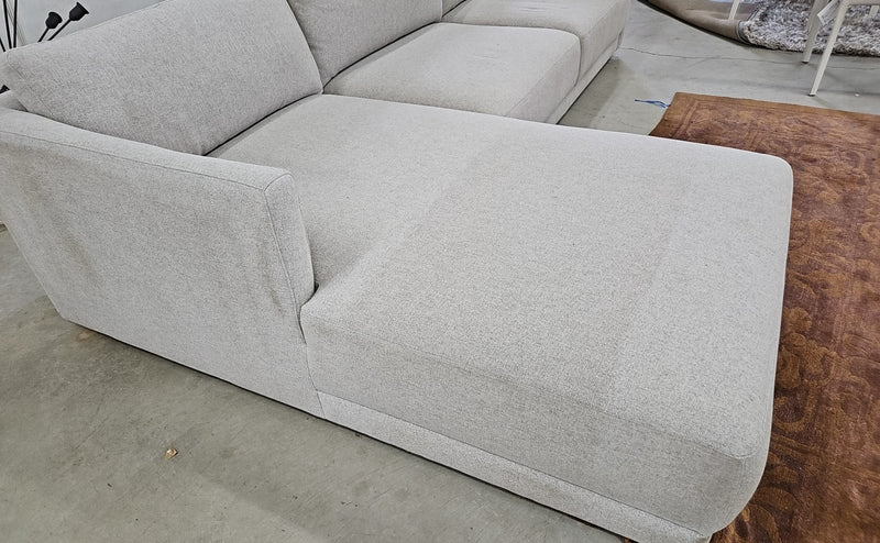 Left-Arm Facing Chaise Sectional