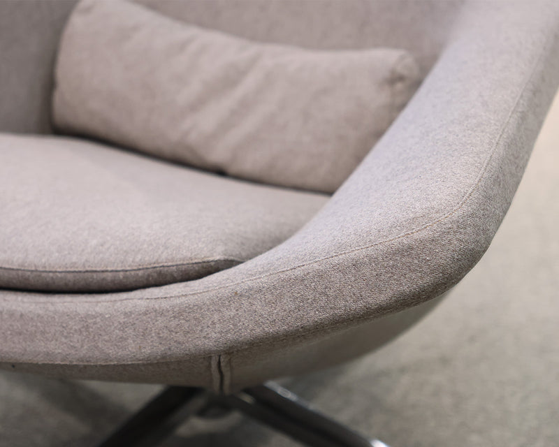 B&B Italia 'Metropolitan' Swivel Chair