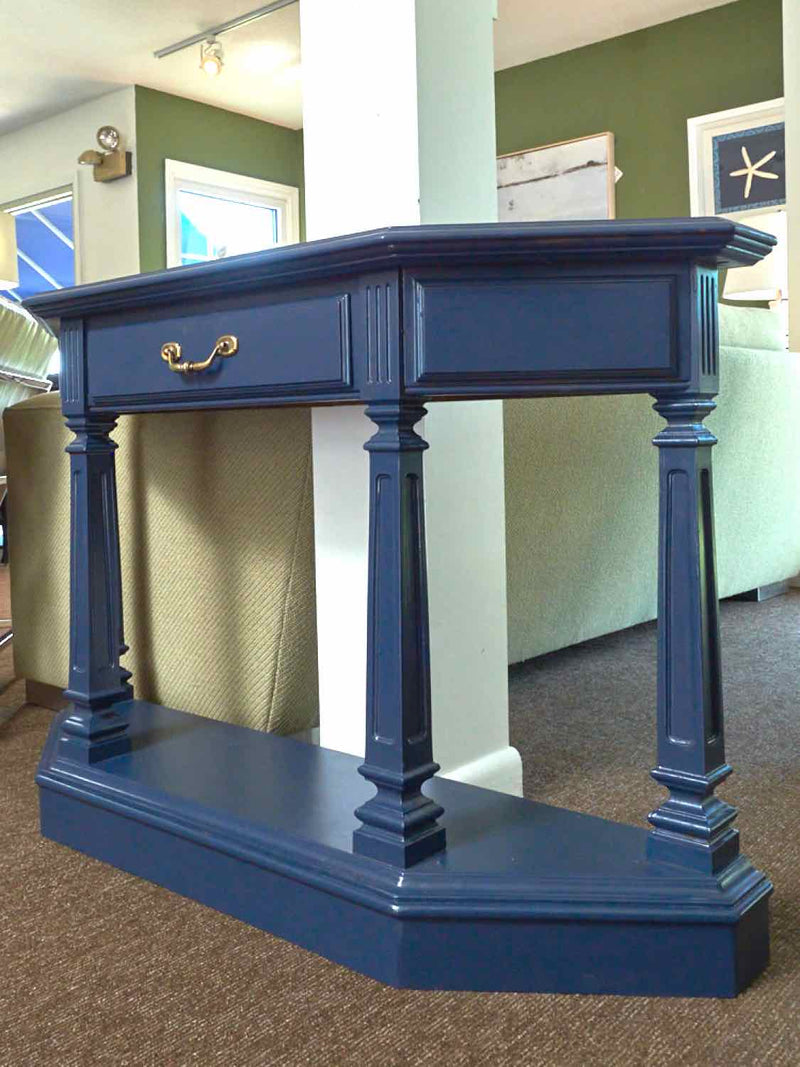 Ethan Allen  Entry Hall Table in' Maine Blueberry Blue' finsh with 1 Drawer