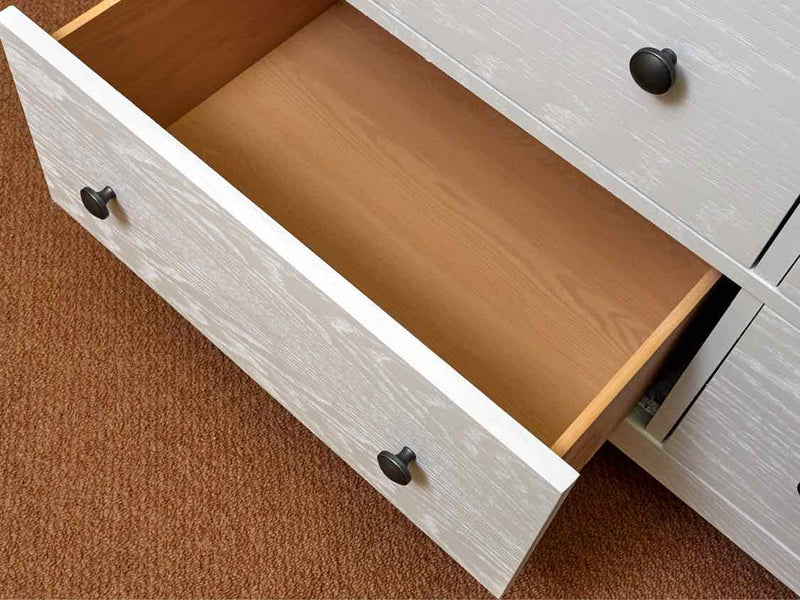 Vaughan Bassett White Finish Fundamentals 6 Drawer  Dresser