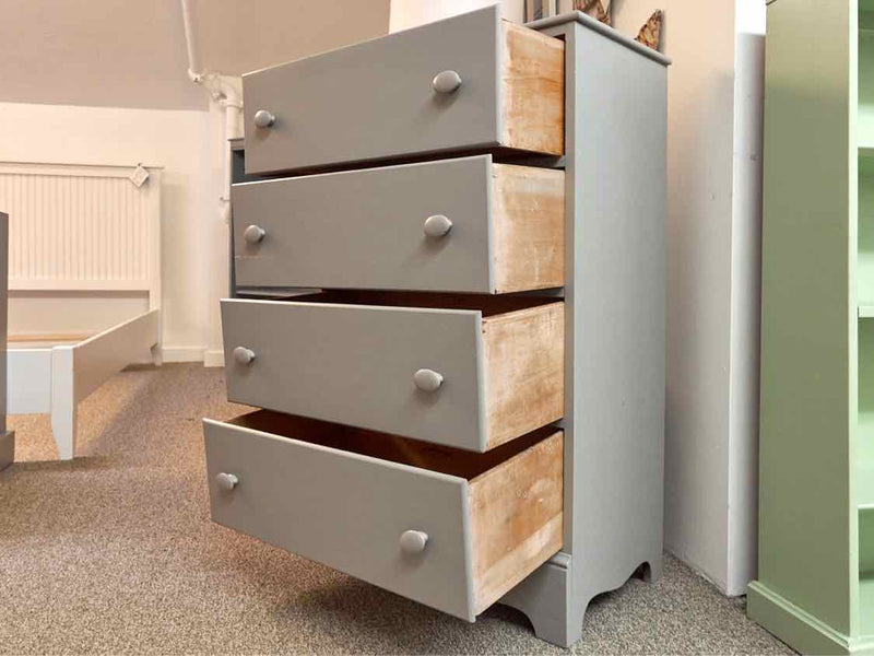 Grey Finish 4 Drawer Chest with Wood Knob