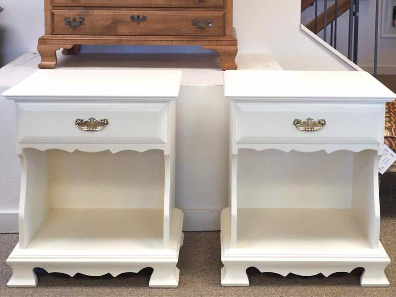 Pair of White Blockfront Nightstands