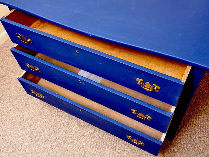 'Delphinium Blue' Finish 3 Drawer Chest