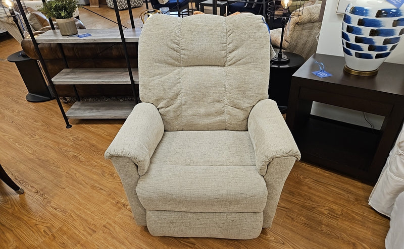 Southern Motion 'Baxter' Power Recliner in Beige