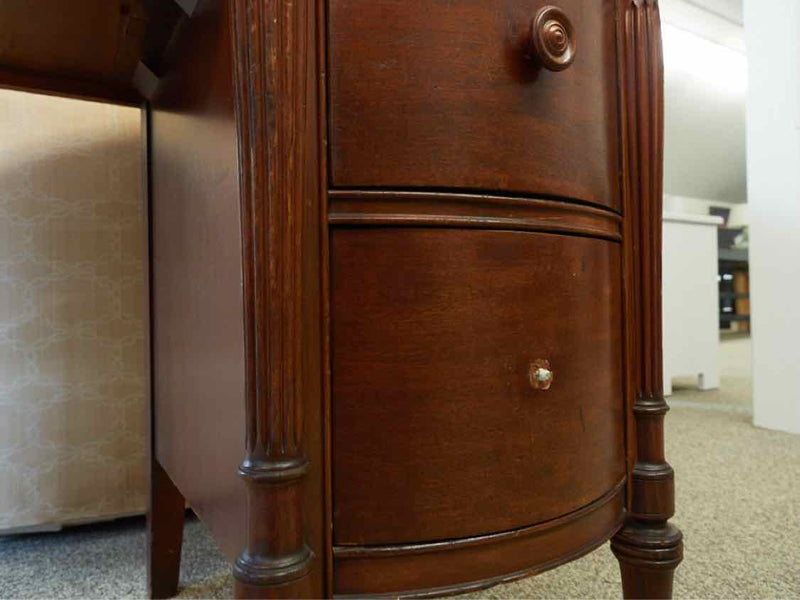 Mahogany Vanity W/ Fluted Legs