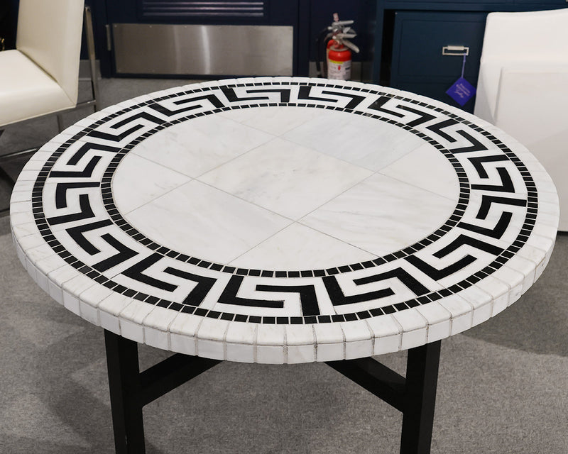 Outdoor Round Dining Table with Black & White Marble Tile Top