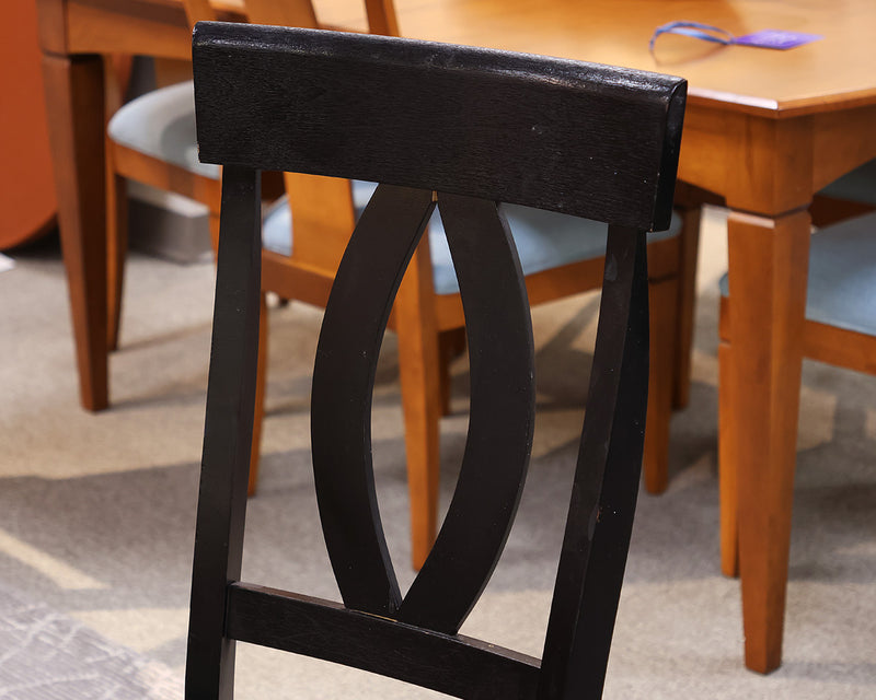 Set of 4 Dining Chairs in Black Finish