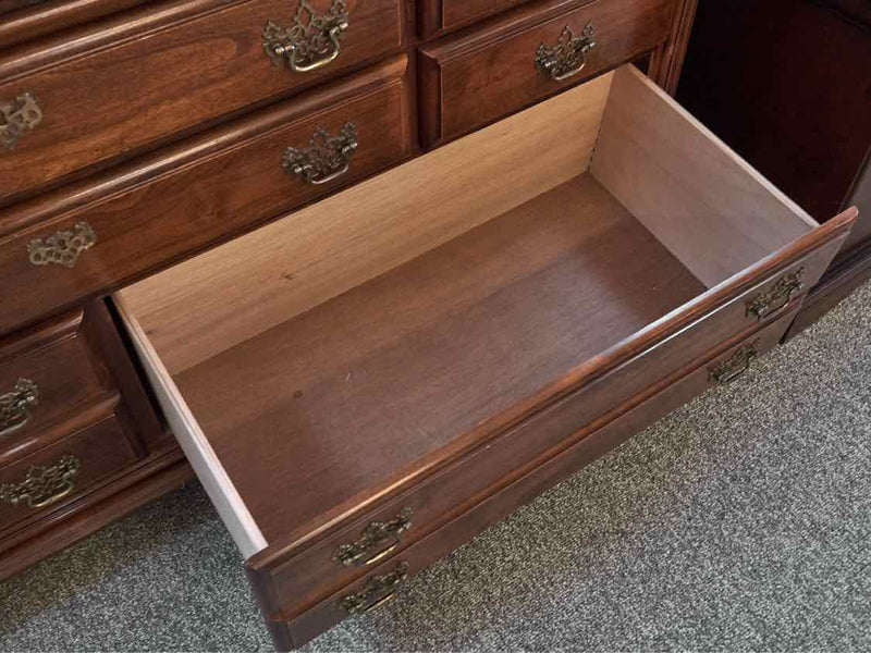 Mobel Inc. Cherry Double Dresser with 10 Drawers & Chippendale Ornate Handles