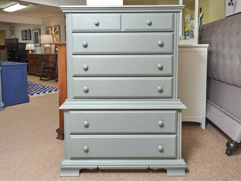 Kincaid  'Newell Finish 6 Drawer Chest On Chest With Wooden Knobs