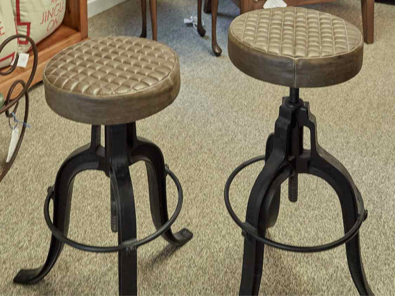 Rustic Whitewashed Bar with Leather Ribbed Front & Stools