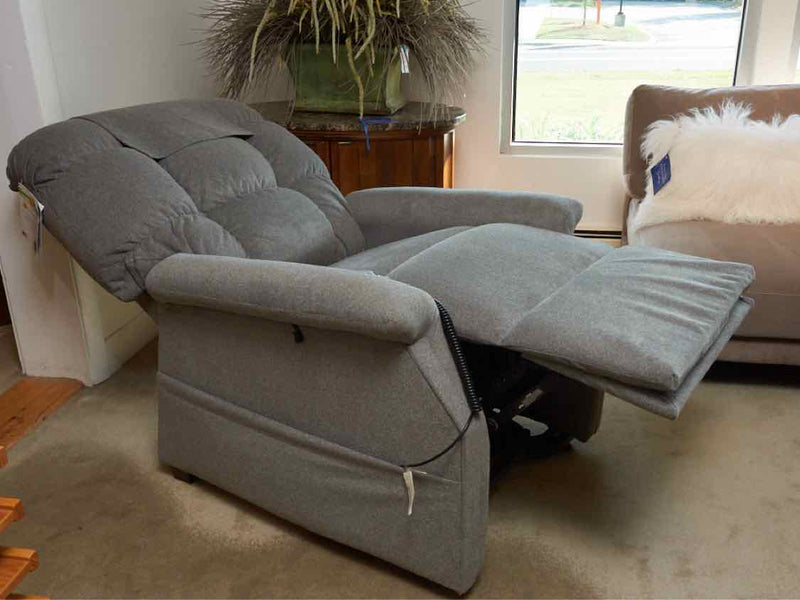 Golden' Cambridge PR401' Sterling Gray Upholstery Power Lift  Recliner