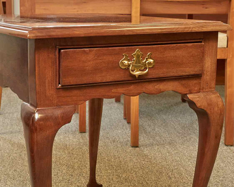 Stickley Rectangular Queen Anne Side Table