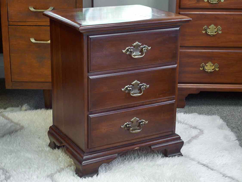 Colonial Maple Nightstand