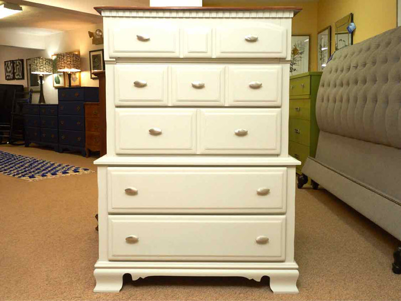 'Oyster Pearl' Finish Cherry Top 3 Over 2 Dental Molding Accent Chest