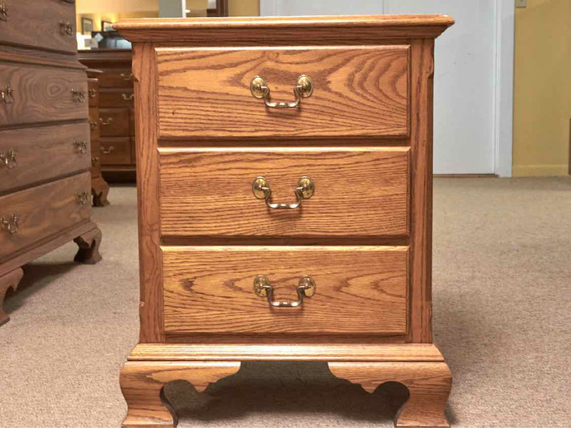 Cochrane Oak 3 Drawer  Nightstand