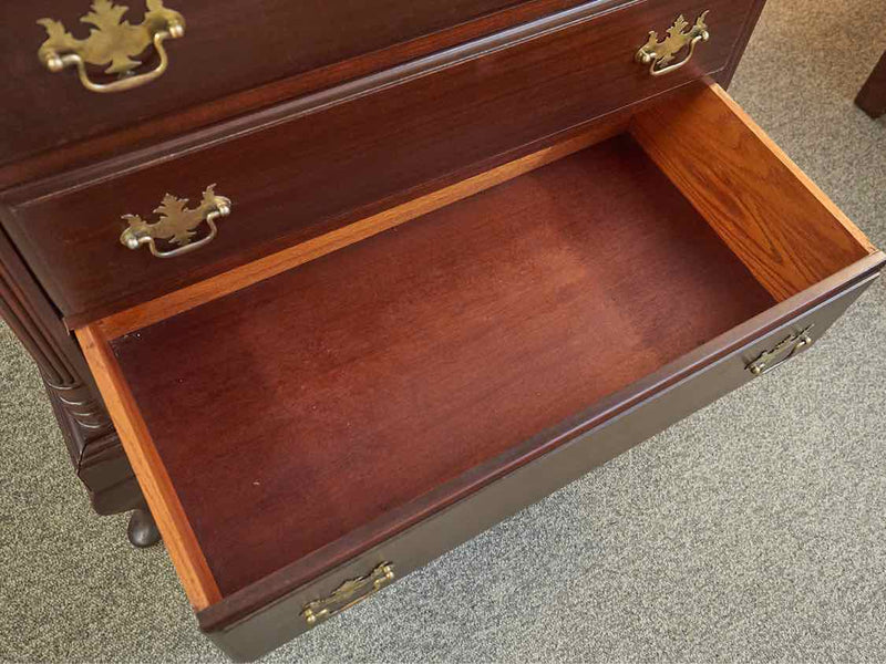 Mahogany 5 Drawer Chest with Column Ssides & Chippendale Brass Hardware