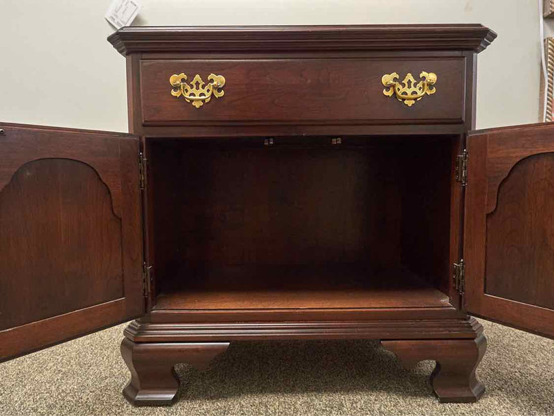 Pair of Ethan Allen Cherry Nightstand with 1 Drawer & Doors