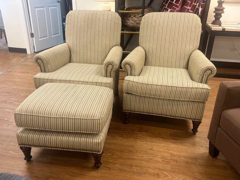 Pair of Flexsteel Arm Chairs w/ Ottoman