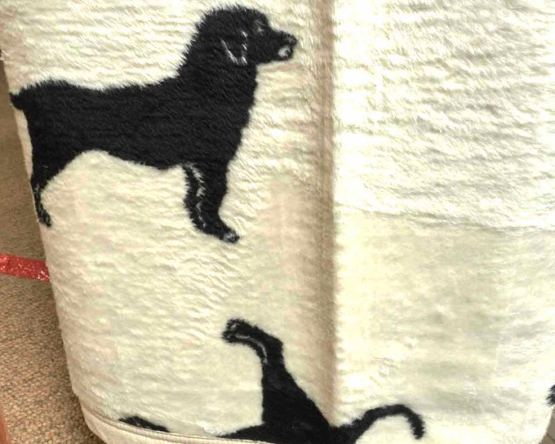 Black Lab Motif Cotton/Acrylic 50' x 90" Throw